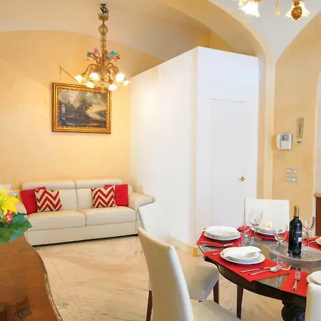 Apartament La Di Elena *