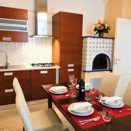 La Di Elena Apartament