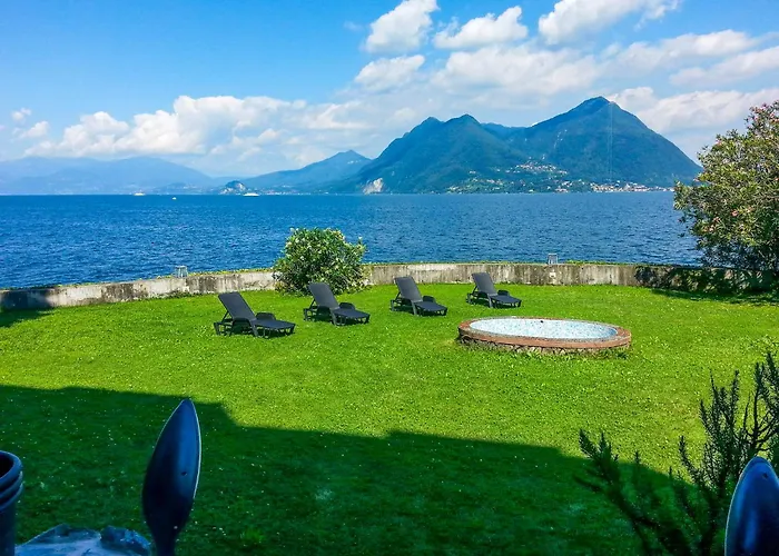 アパート La Di Elena ヴェルバーニア